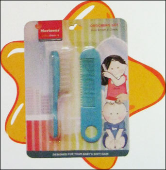 हेयर ब्रश और कंघी सेट