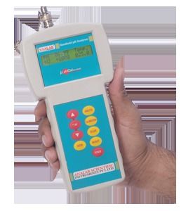 Handheld Conductivity / TDS / A C Analyzer