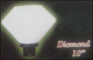 Diamond 10" Garden Light