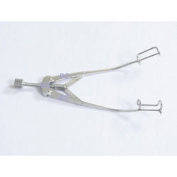 Stainless Steel Medium Eye Speculum