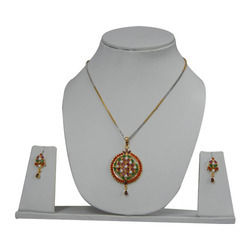 Trendy Gold Pendant Set - Quality Material, Durable Design with Fine Finish and Eye-Catching Style