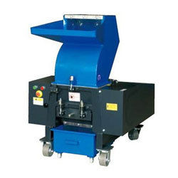 Plastic Grinder Machine - Corrosion Resistant, High Tensile Strength , Sturdy Design for Versatile Industrial Applications