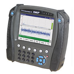 Vibration Meter Analyzer Application: Lab Equipment