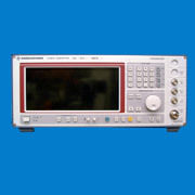 Function Generator - Frequency Range 1Hz to 72MHz, 5-Digit Display and 100mV p-p Output | Features Coarse and Fine Frequency Selection, AM/FM Modulation Capabilities, and Comprehensive Attenuator System