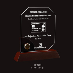 क्रिस्टल अवार्ड्स और ट्राफियां (IDF-1254a)