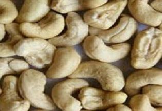 Dried Cashew Nuts