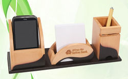 Desktop Wooden Pen Stand