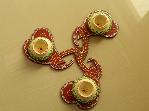 Maroon Diwali Diya