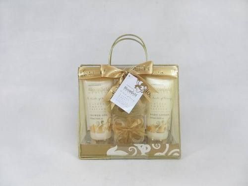 Bath Gift Set In Organza Basket