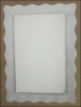 Bl- Beauty 8 Glass Mirror