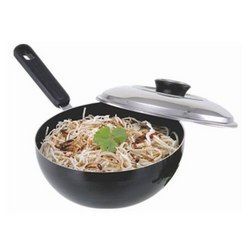 Noodles Pan