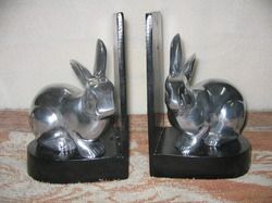 Aluminum Rabbit Bookend