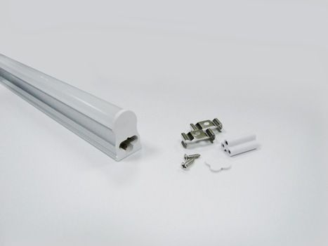 LED T5 Tube Light (4 Feet With Base)