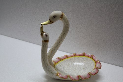 Marble Painted Swan 