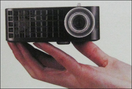Ultra Mobile Projector
