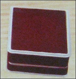  ज्वैलरी बॉक्स (Mv-32) 