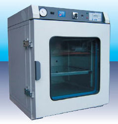 Vacuum Oven