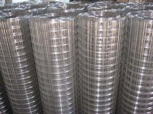 Galvanized And PVC Coated Welded Wire Mesh Barrier