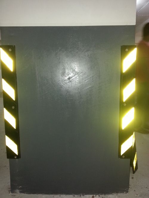 Corner Guard with Reflective sticker