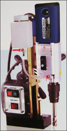 ऑटो-रिवर्स टैपिंग और कोर ड्रिलिंग मैग्नेटिक मशीन (मॉडल नो-मिरांडा Mdt2000)