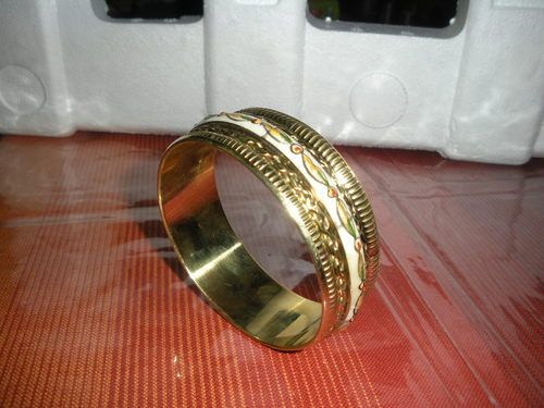 Brass Kada (Embossing With Seep Design Work)