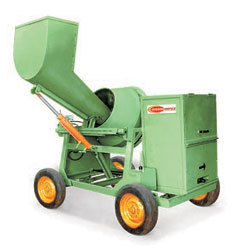 Green Hydraulic Concrete Mixer For Consistent Concrete Mixing