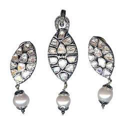 Designer Ladies Victorian Pendant Set