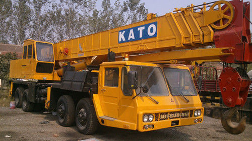 Used 50 Ton Truck Crane (Kato NK500E-V)