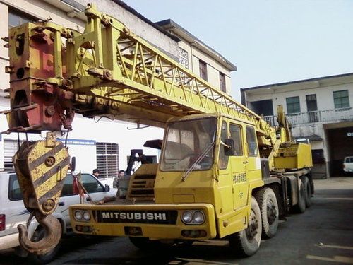 Used Truck Crane (Tadano TL300E)