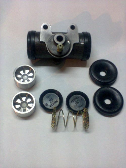 Master And Wheel Cylinder Assemblies