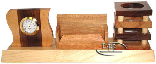 Wooden Pen Stand