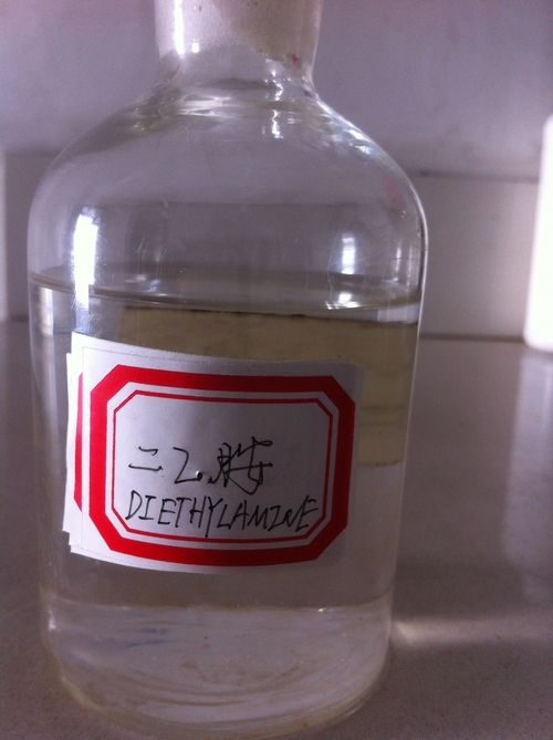 Diethylamine