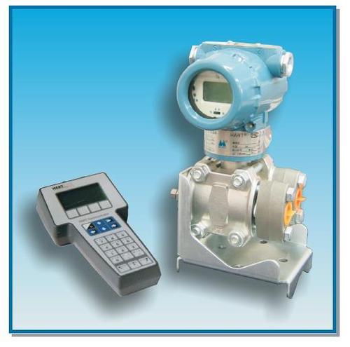 Differential Pressure Transmitter (Model Wt 2000)