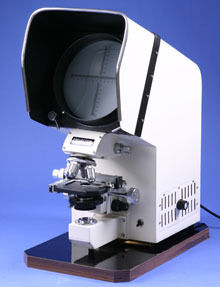  प्रोजेक्शन माइक्रोस्कोप