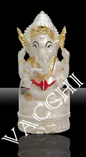 silver ganesh statue