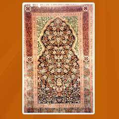 Kashmiri Carpets - Luxurious Wool Weave