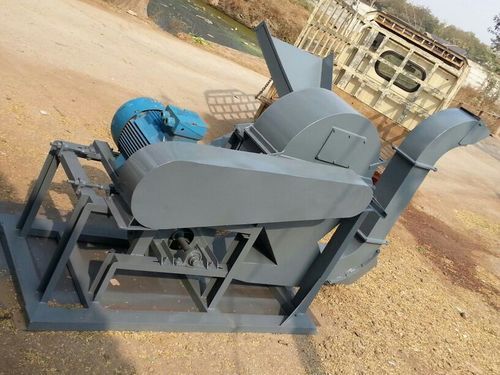 Plastic Cutting And Cleaning Machine