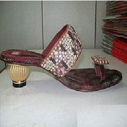 Ladies Embroidered Zari Sandal