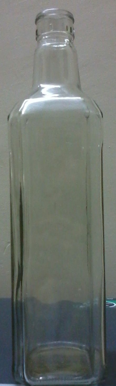 750ml Ruffles N.G Glass Bottle