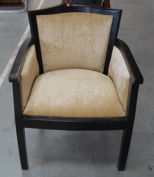 Gujarati Chair 