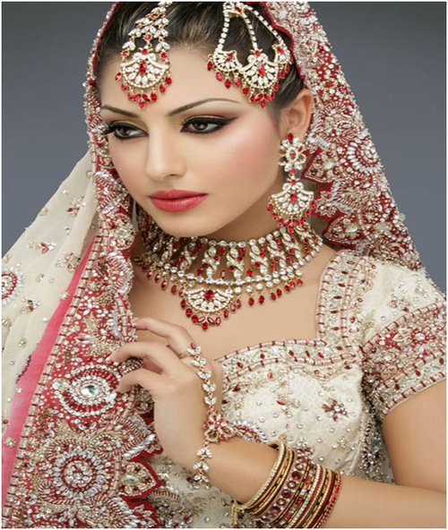 Bridal Makeup Service By Femina Hi-tech Herbal Beauty Parlour India Pvt. Ltd.