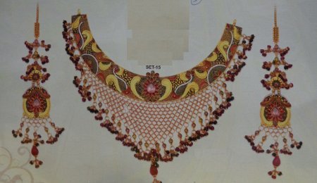 Adorable Paper Antique Necklace Set