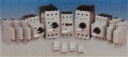 Motor Protection Circuit Breaker - 0.16A-63A Range, High Breaking Capacity, Compact Design with Front Mounting Alarm and Auxiliary Contact