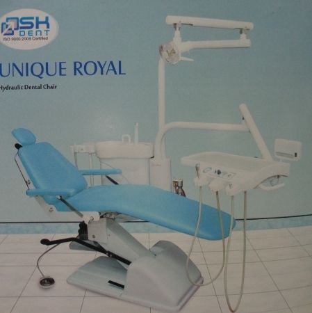 Manually Operated Hydraulic Dental Chair (Unique Royal)
