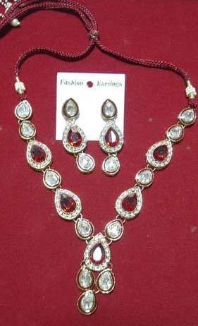 Kundan Necklace Set - Traditional Design, Attractive Appearance, Available in Multiple Styles