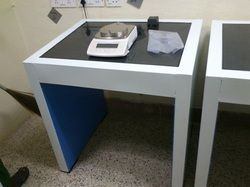 Anti Vibration Table