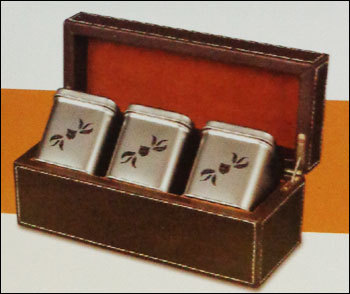 सिल्वर कलर्ड कैडीज़