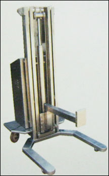 Ipc Lifting And Positioning Device