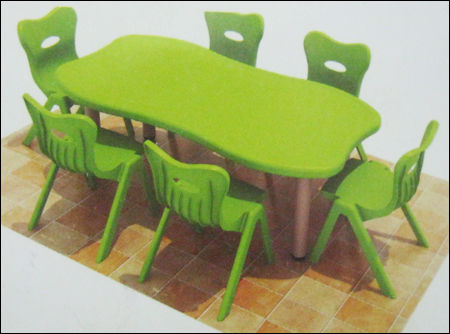Panda Table With Chairs