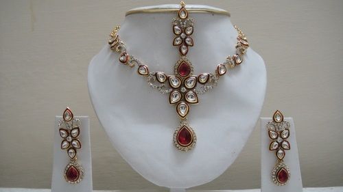 Polki Necklace Set